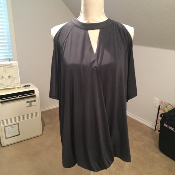 Market & Spruce Tops - New Market & Spruce Maisha Cold Shoulder Knit Top